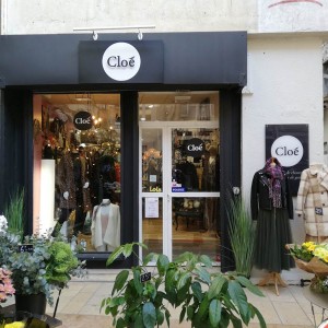 enseigne-magasin-prêt-a-porter-avignon-intra-muros.jpg