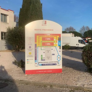 Totem-non-lumineux.jpg