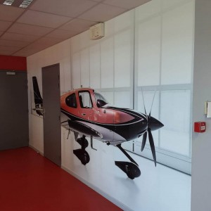 papier-peint-avion-aeroport-orbifly-aviation-avignon-vaucluse--enseigne-deco-signaletique.jpg